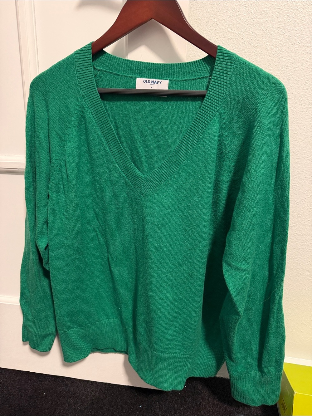 Old Navy Green V-Neck Sweater - Women's Knit Pullover